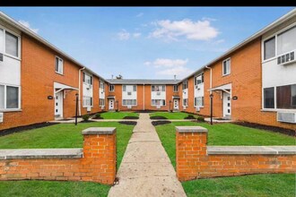 Building Photo - 3333 W Broad St