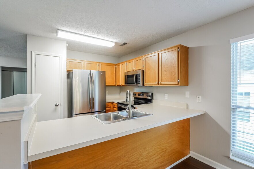 Building Photo - 3104 Chambley Ct