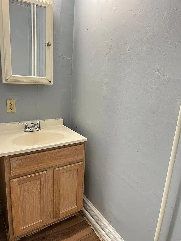 Building Photo - 303 W King St