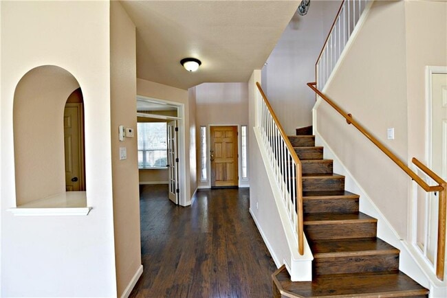Building Photo - 16316 Castletroy Dr
