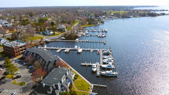 Building Photo - 210 Spinnakers Cv