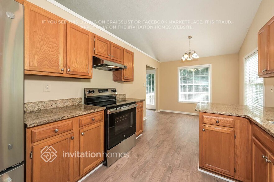 Building Photo - 2095 Oakpointe Ct