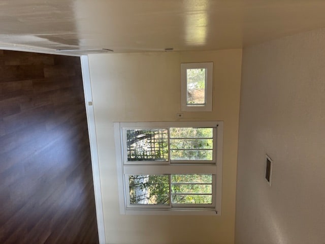 Building Photo - Cottage