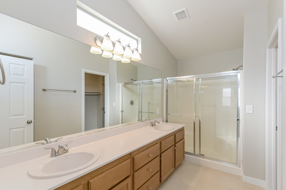 Building Photo - 2181 Hearts Club Dr