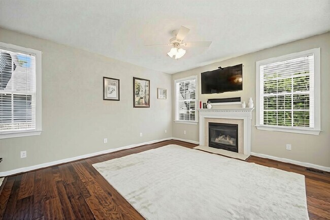 Building Photo - 1177 Treefern Dr