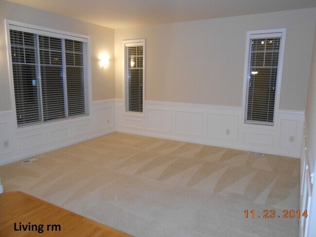 Building Photo - Beautiful 4 Bed 3 Bath with Bonus Room Home in Convenient Location in Lynnwood.