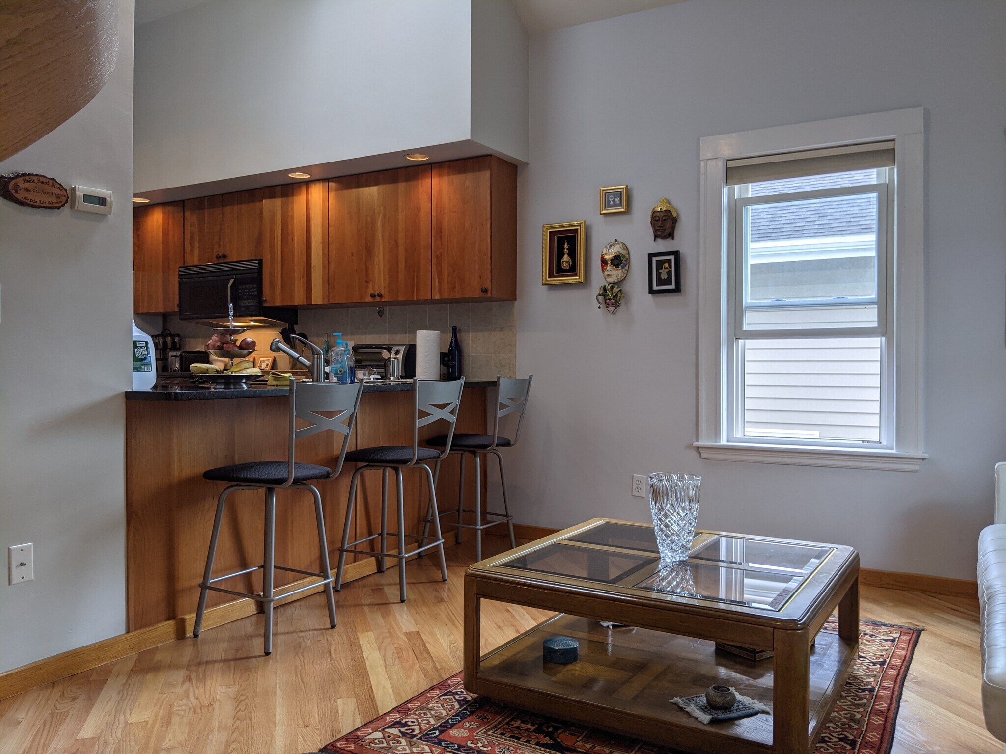 Building Photo - 184 White St