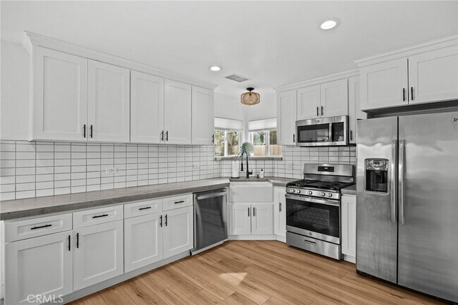 Building Photo - 55585 Onaga Trail