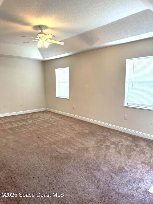 Building Photo - 4158 Rolling Hill Dr