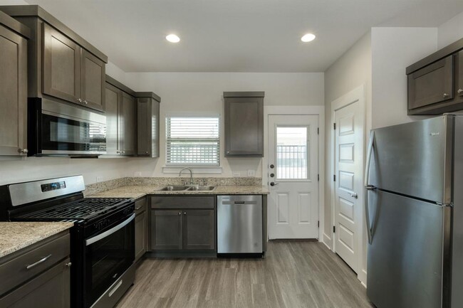 Building Photo - 1300 Black Locust Drive West