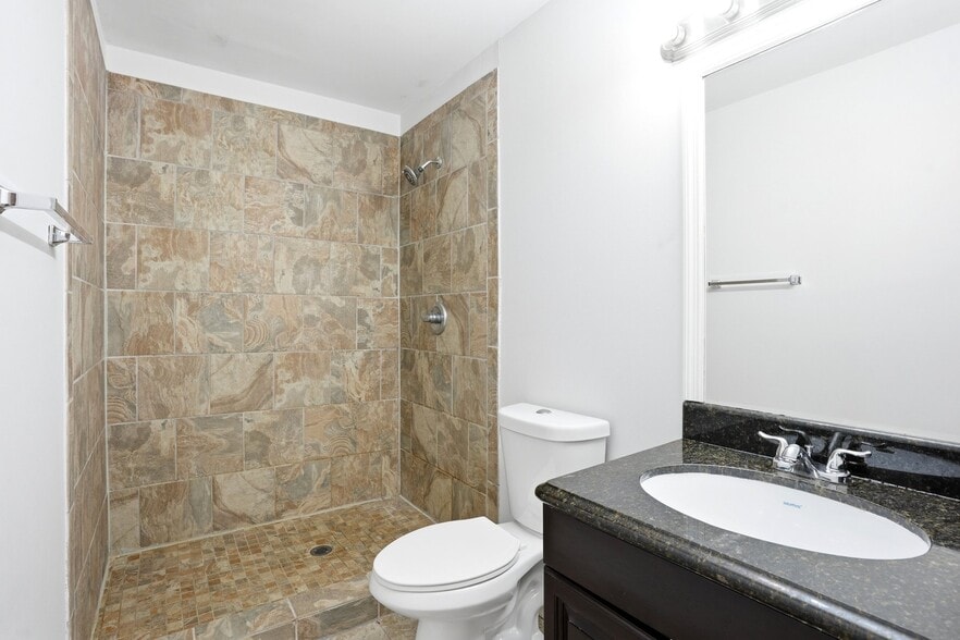 Building Photo - 50 Pope St SW