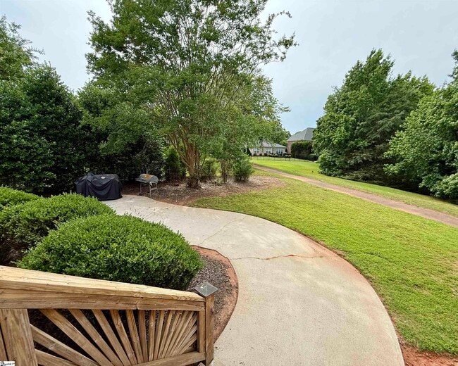 Building Photo - 19 Ruby Lake Ln