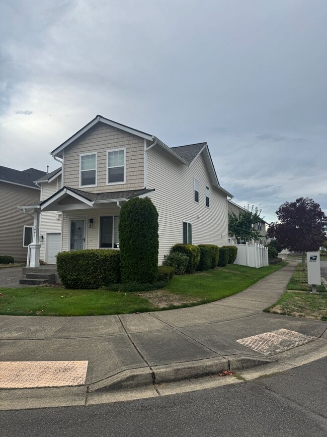 Building Photo - 1991 Homan Ave