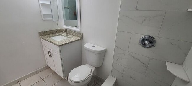 Building Photo - Condo in Chelsea Square, Kissimmee