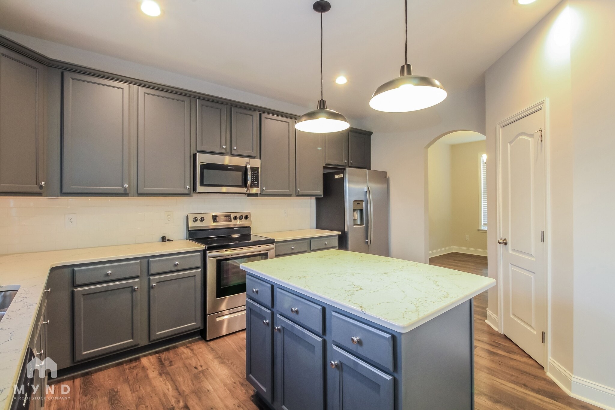 Building Photo - 7881 Waterwillow Dr