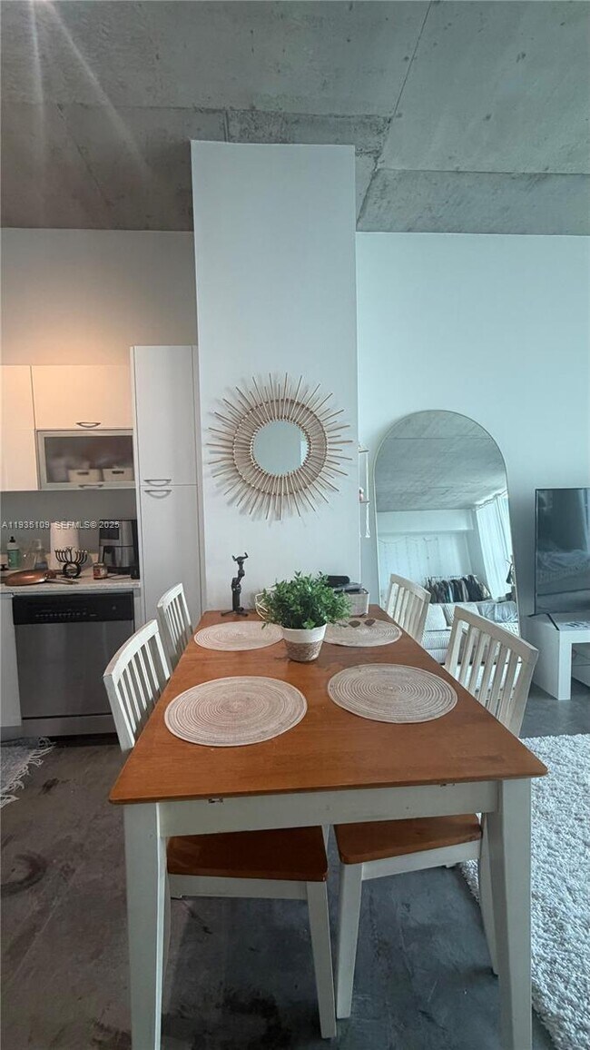 Building Photo - 133 NE 2nd Ave