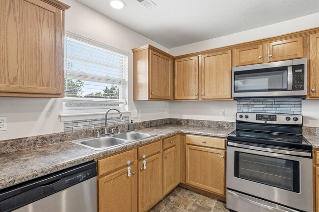 Building Photo - 104 Copper Mountain Dr