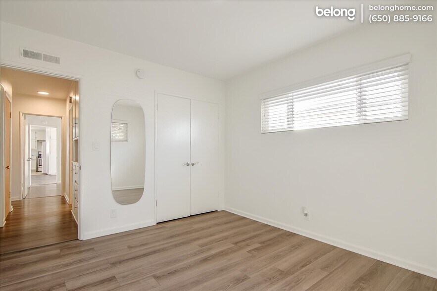 Building Photo - 11856 Beatrice St