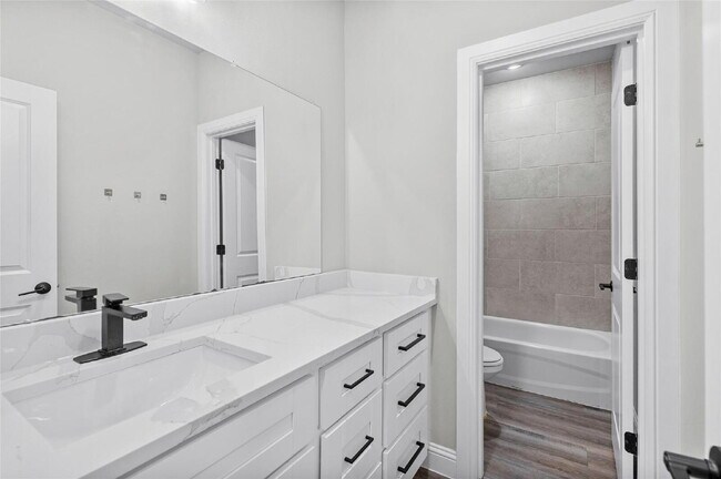 Building Photo - Private Water Views on Nearly 0.70 Acre Lot