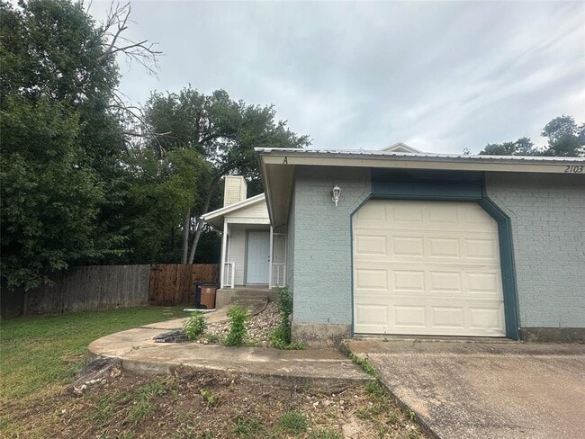 Primary Photo - 2103 Granberry Dr