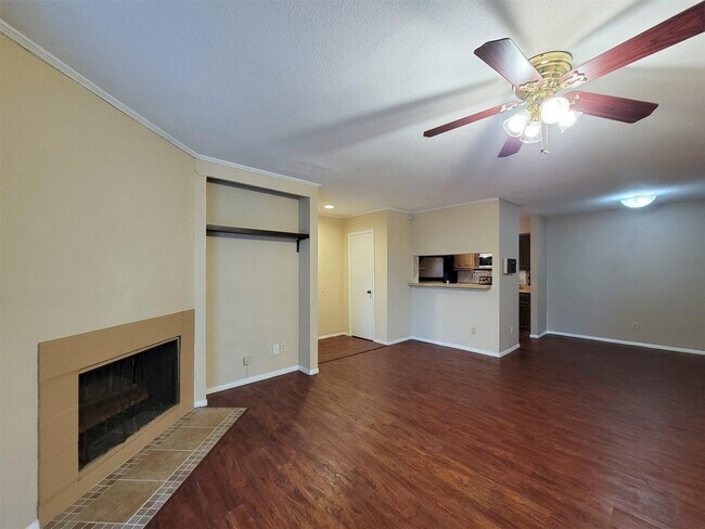 Building Photo - 2601 S Braeswood Blvd