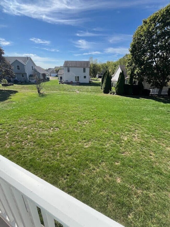 Building Photo - 147 Southpark Dr