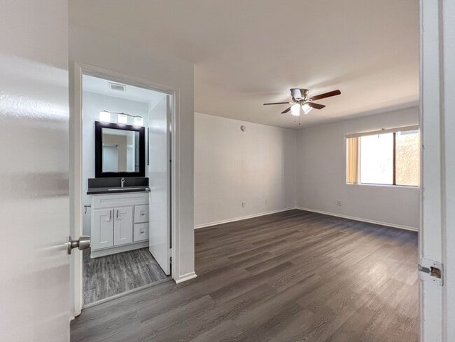 Building Photo - 5104 Sepulveda Blvd