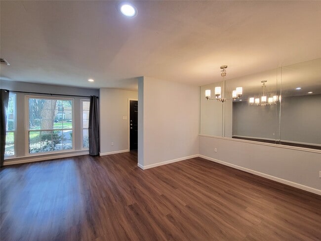 Building Photo - 13168 Trail Hollow Dr