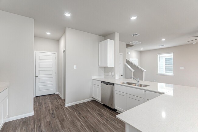 Building Photo - 9219 Grace Rdg Dr