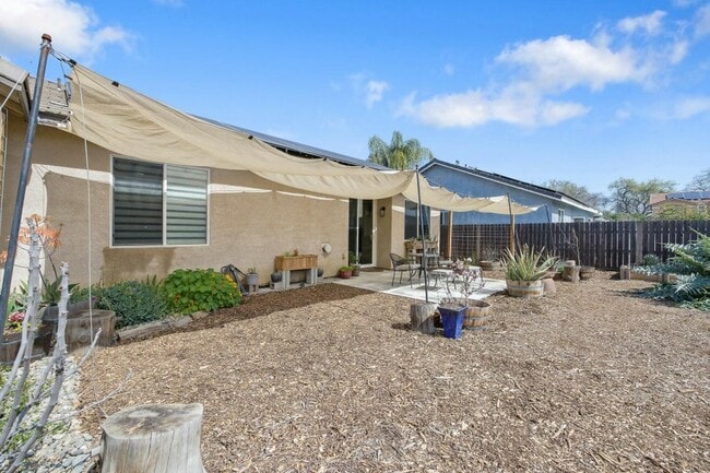 Building Photo - 2785 Eshom Creek Ct