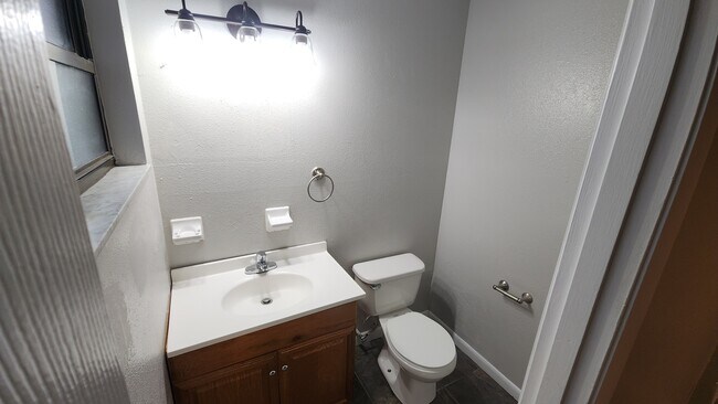 Building Photo - 3379 North Ave