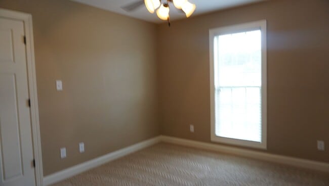 Building Photo - Beautiful home in Cotton Wood S/D