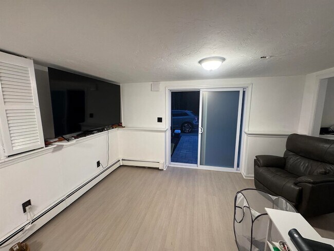 Building Photo - 152 Porcupine Cir