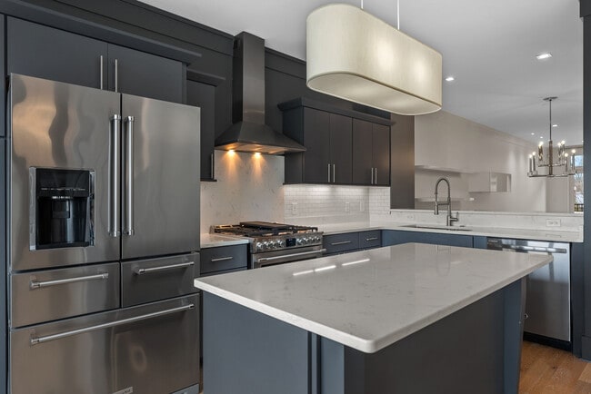 Primary Photo - M West