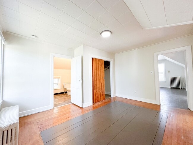 Building Photo - 1514 24th St