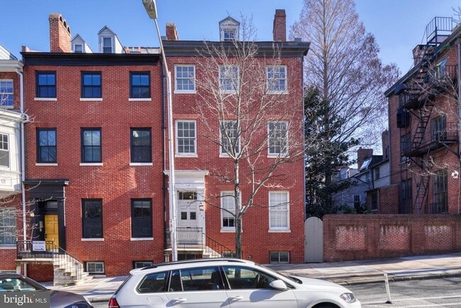 Building Photo - 509 Cathedral St