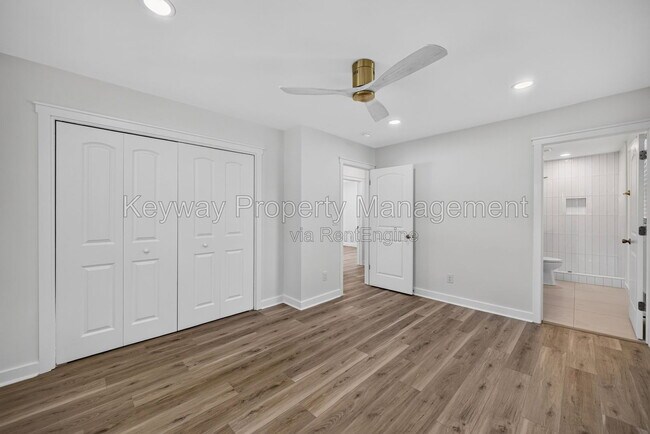 Building Photo - 3007 Stratford Dr