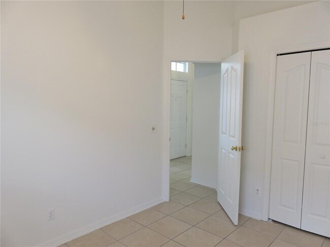 Building Photo - 8613 Fawn Creek Dr