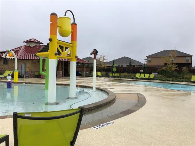 Building Photo - 1008 Emerald Dr