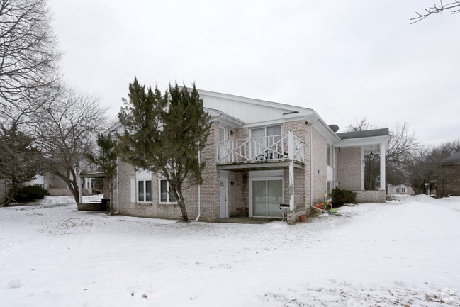 Building Photo - 4555 Trevor Cir