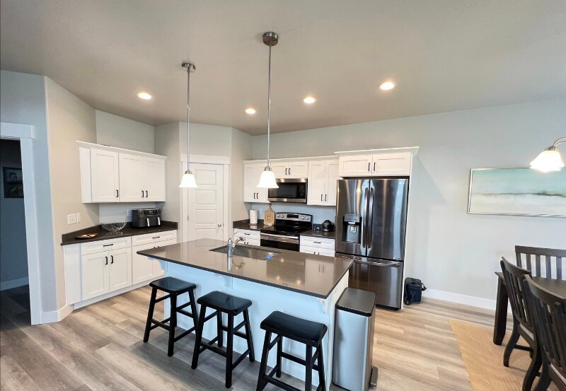 Building Photo - 5233 W Cannavale Ln