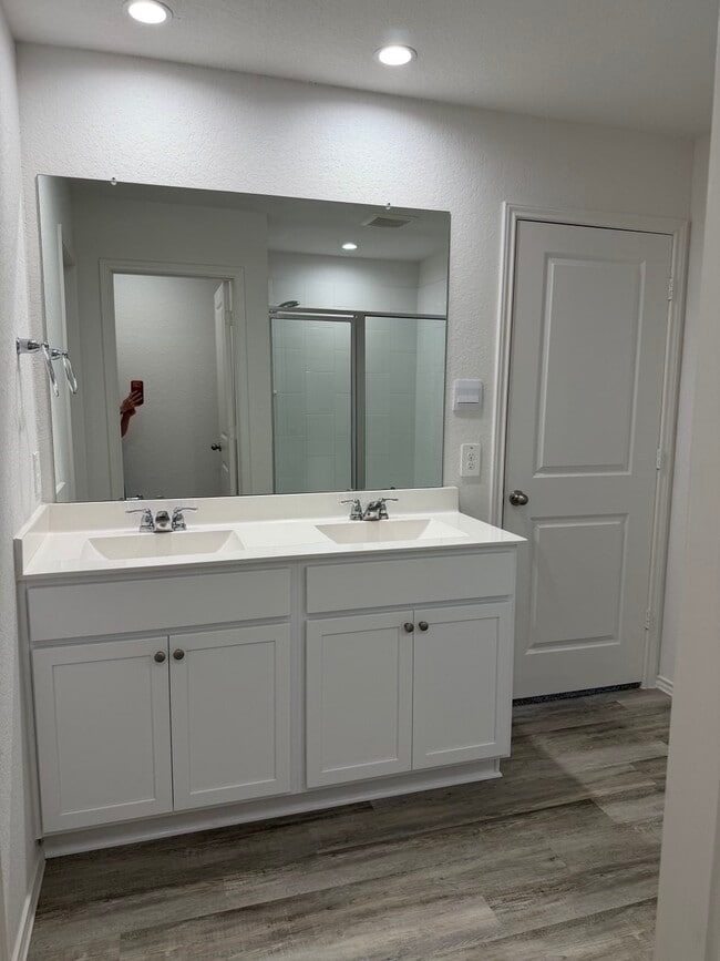 Building Photo - 31138 Delamere Turn Trial