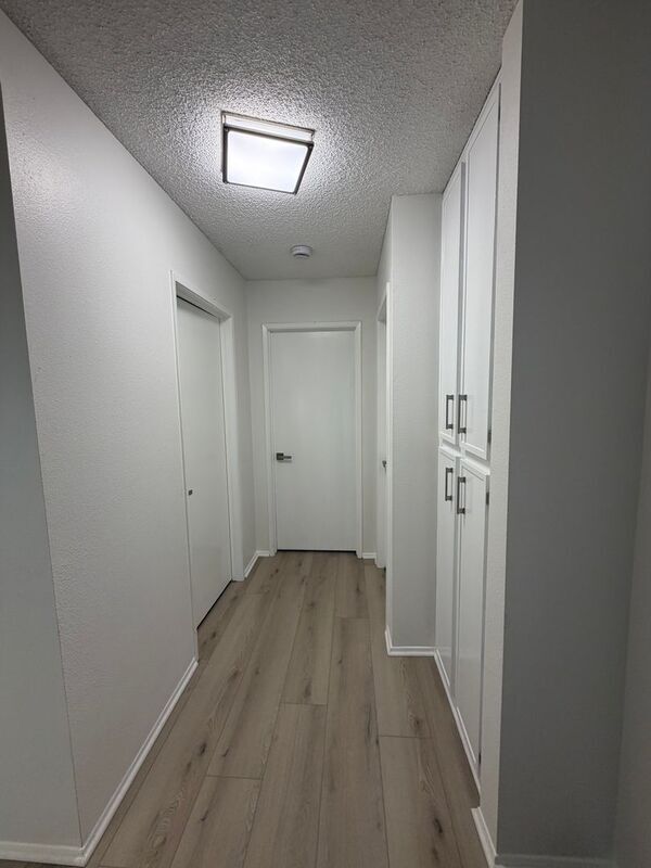 Building Photo - 28244 Encanto Rd