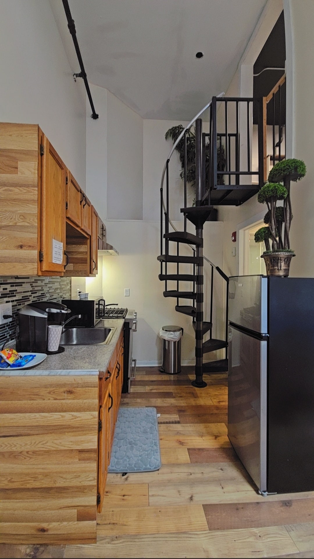 Building Photo - 317 W Fayette St