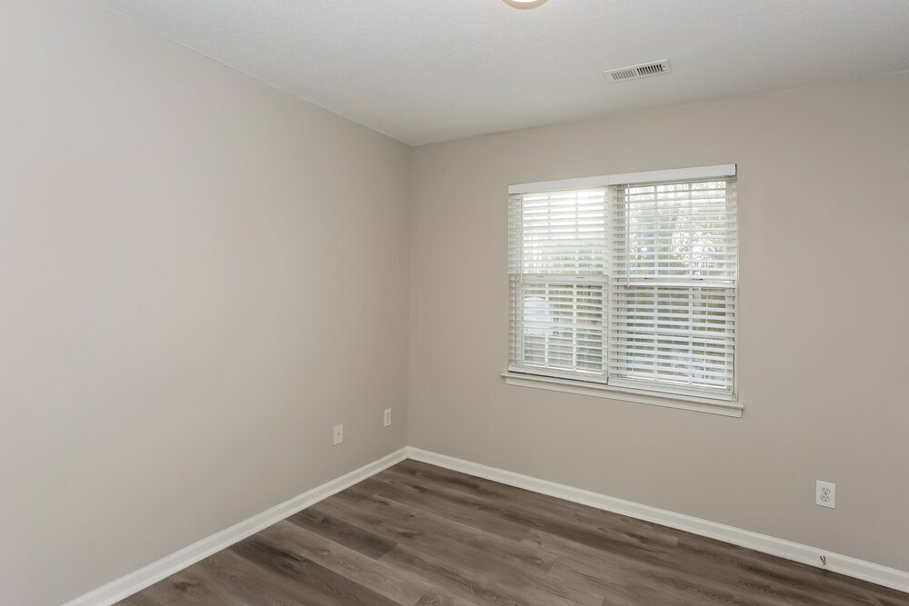 Building Photo - 4924 Rosena Dr