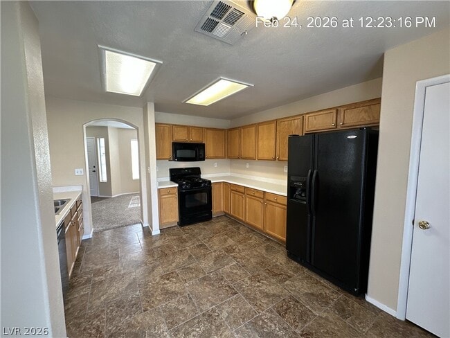 Building Photo - 7712 Sublimity Ave