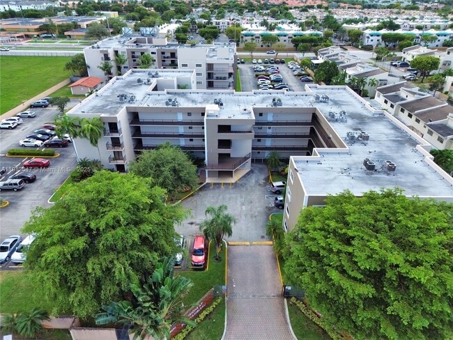 Building Photo - 8500 NW 8th St