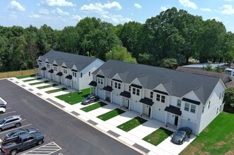 Building Photo - 2 E 20th St