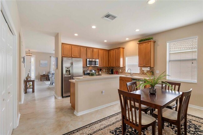 Building Photo - 243 River Enclave Ct