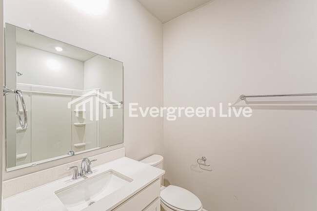 Building Photo - 301 Pond Spg Dr